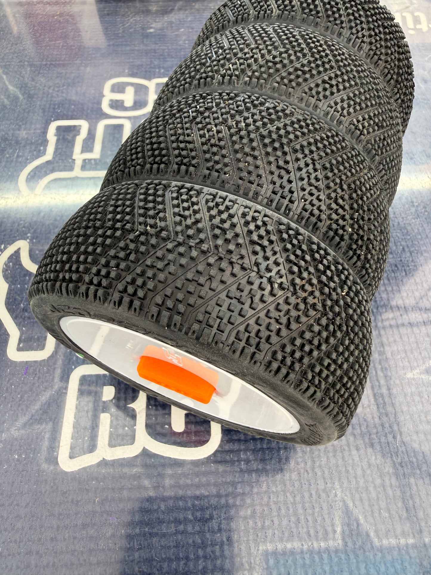 Yeti RC 1/8 Scale Buggy Tire Organizers