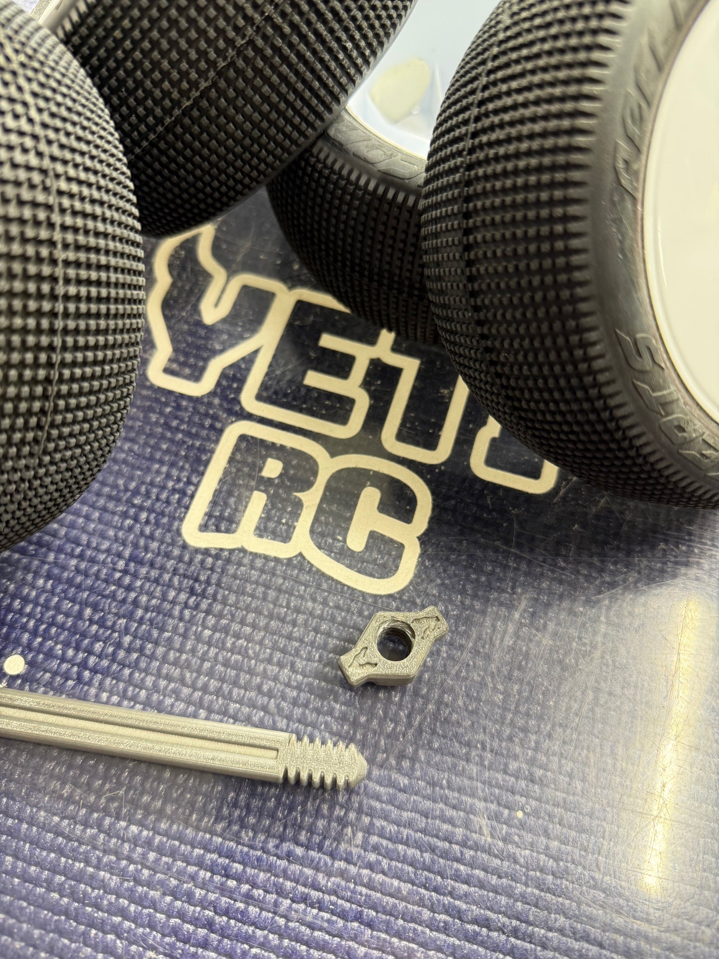 Yeti RC 1/8 Scale Truggy Tire Organizers